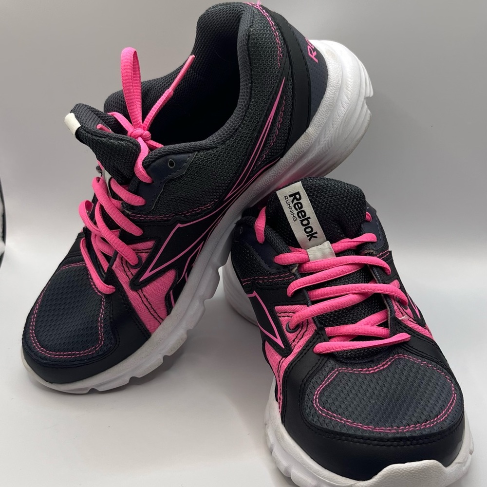 Reebok Sneakers